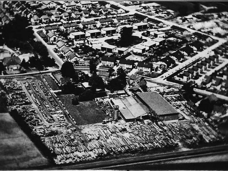 Luchtfoto's van de oude zagerij van G.A. Wesselink-Hofs B.V.